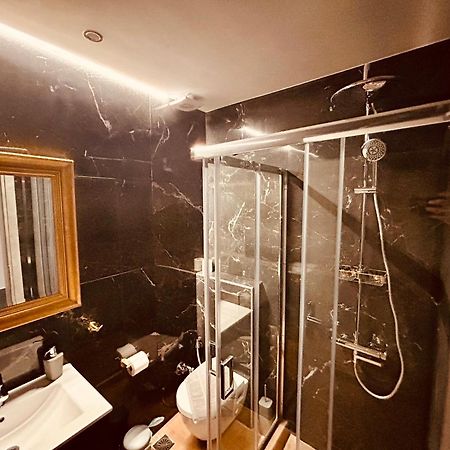 Port Twins Suites No1 Пирей Экстерьер фото