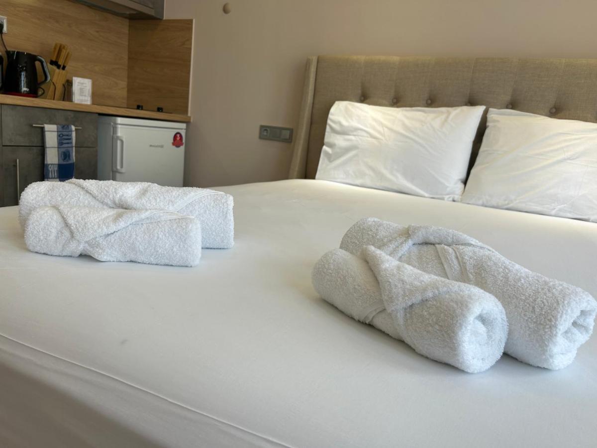 Port Twins Suites No1 Пирей Экстерьер фото